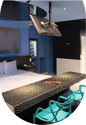 fachada do motel Inside